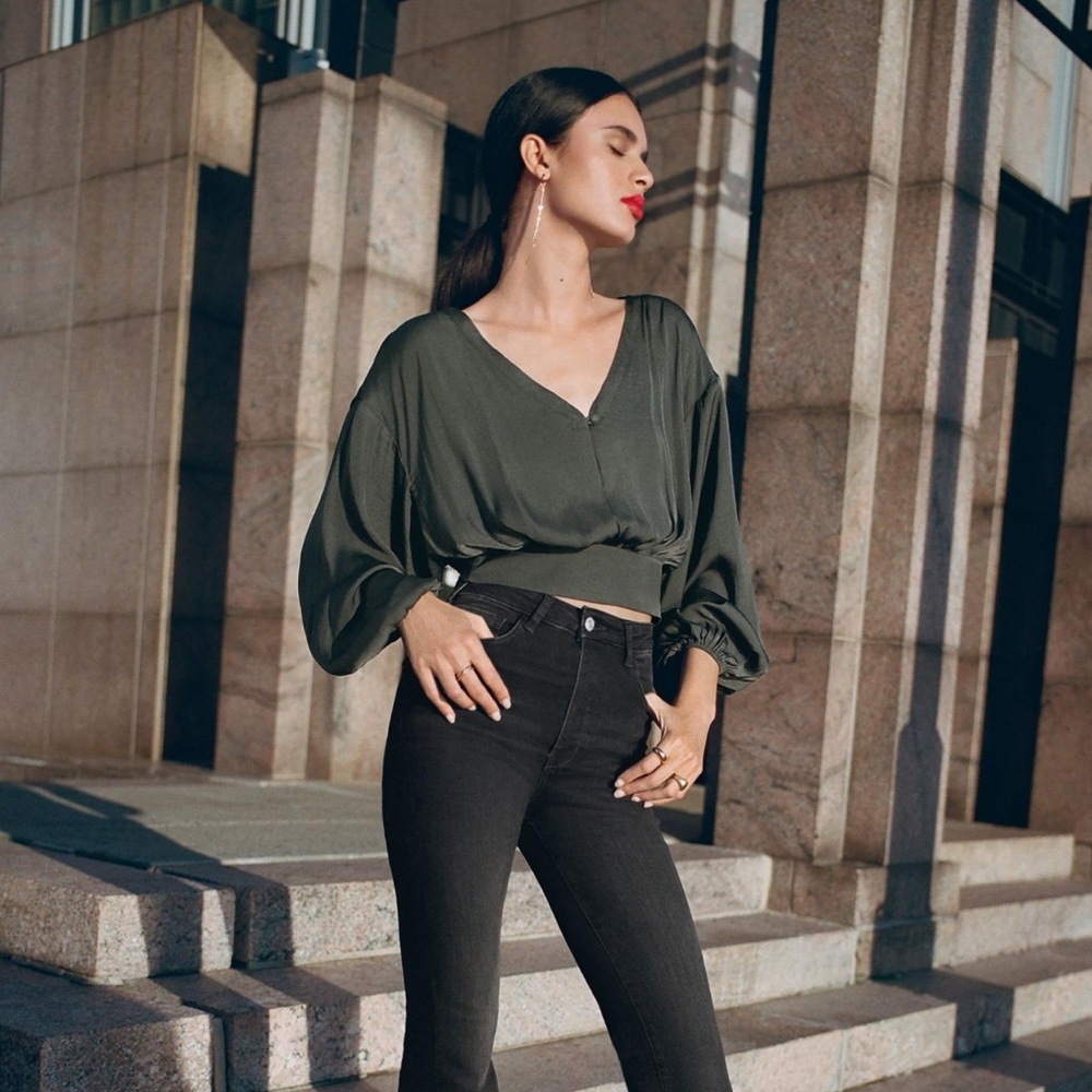 NWT - Anthropologie - Tie Waist Blouse - Moss - Small - Picture 4 of 4